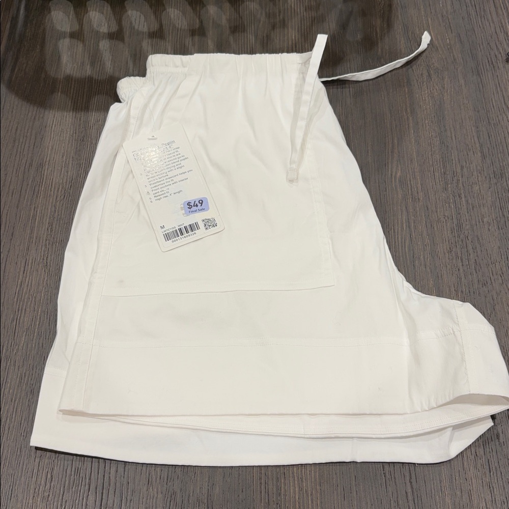 LULULEMON White Drawstring Shorts